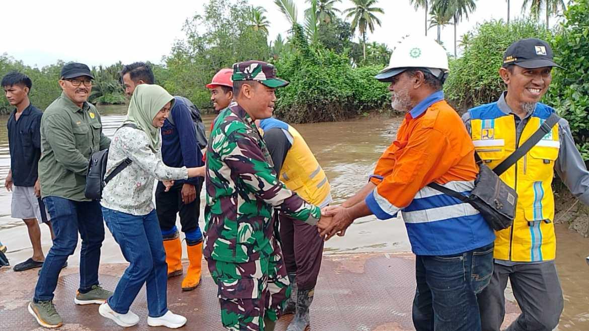 Dandim 0903/Bul Dampingi Kunjungan Kerja Kapus Latan ke SP 10 Desa Tanjung Buka