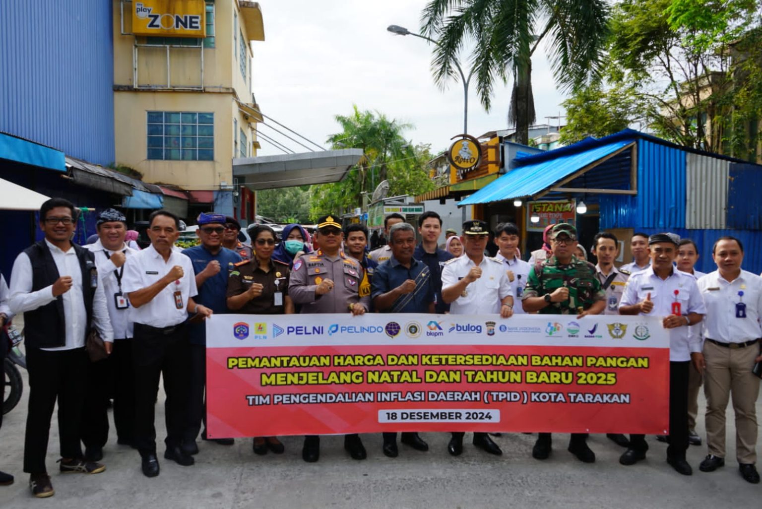 Jelang Natal Dan Tahun Baru,Pj.Walikota Didampingi Dandim 0907/Tarakan Sidak Pasar Ghuser