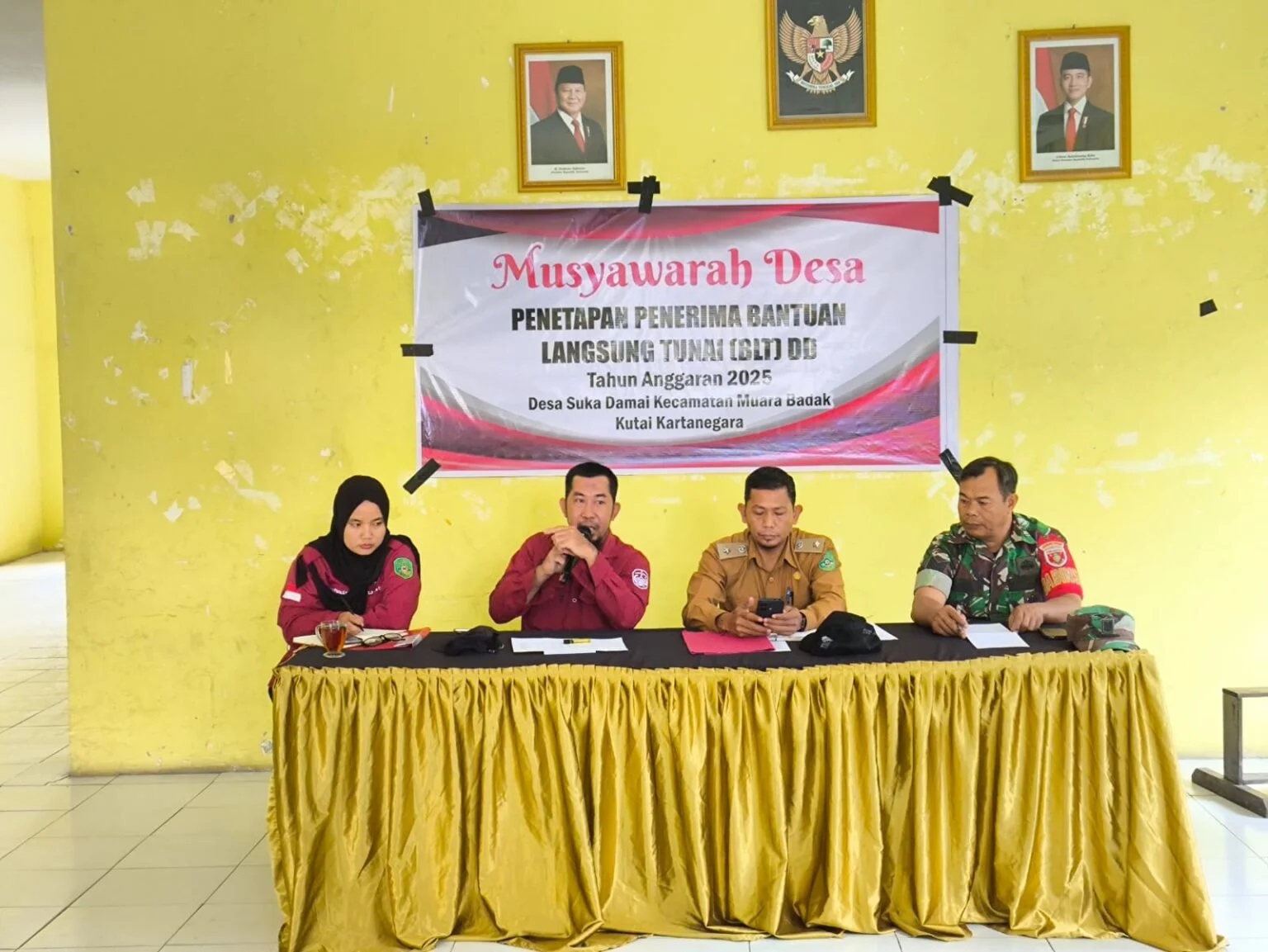 Babinsa Koramil 0908-02/Muara Badak Hadiri Musyawarah Desa Penetapan Penerima Bantuan Langsung Tunai Dana Desa