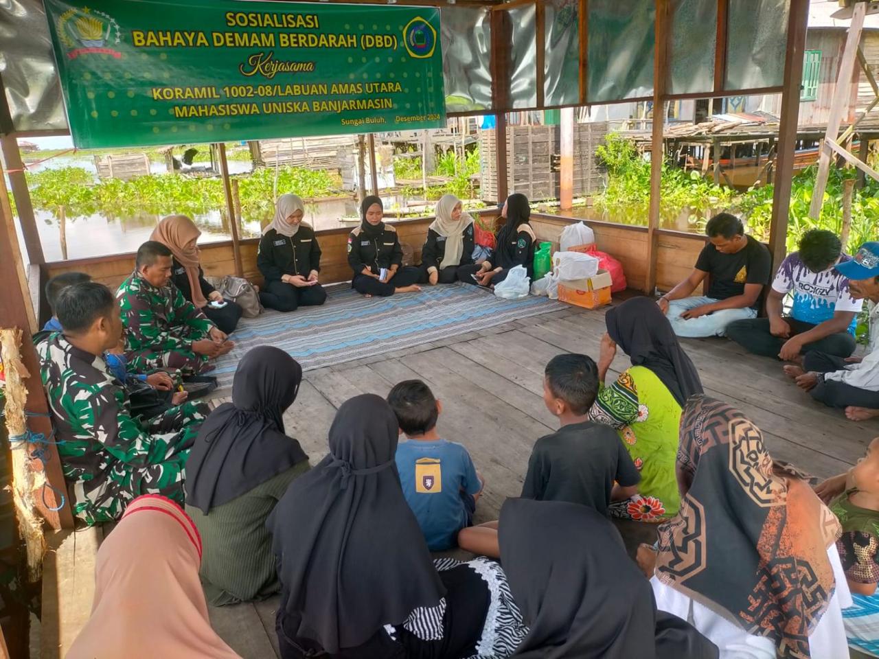 Bersama Basmi DBD, Koramil Labuan Amas Utara dan Mahasiswa Uniska Bergerak Nyata di Awang Landas