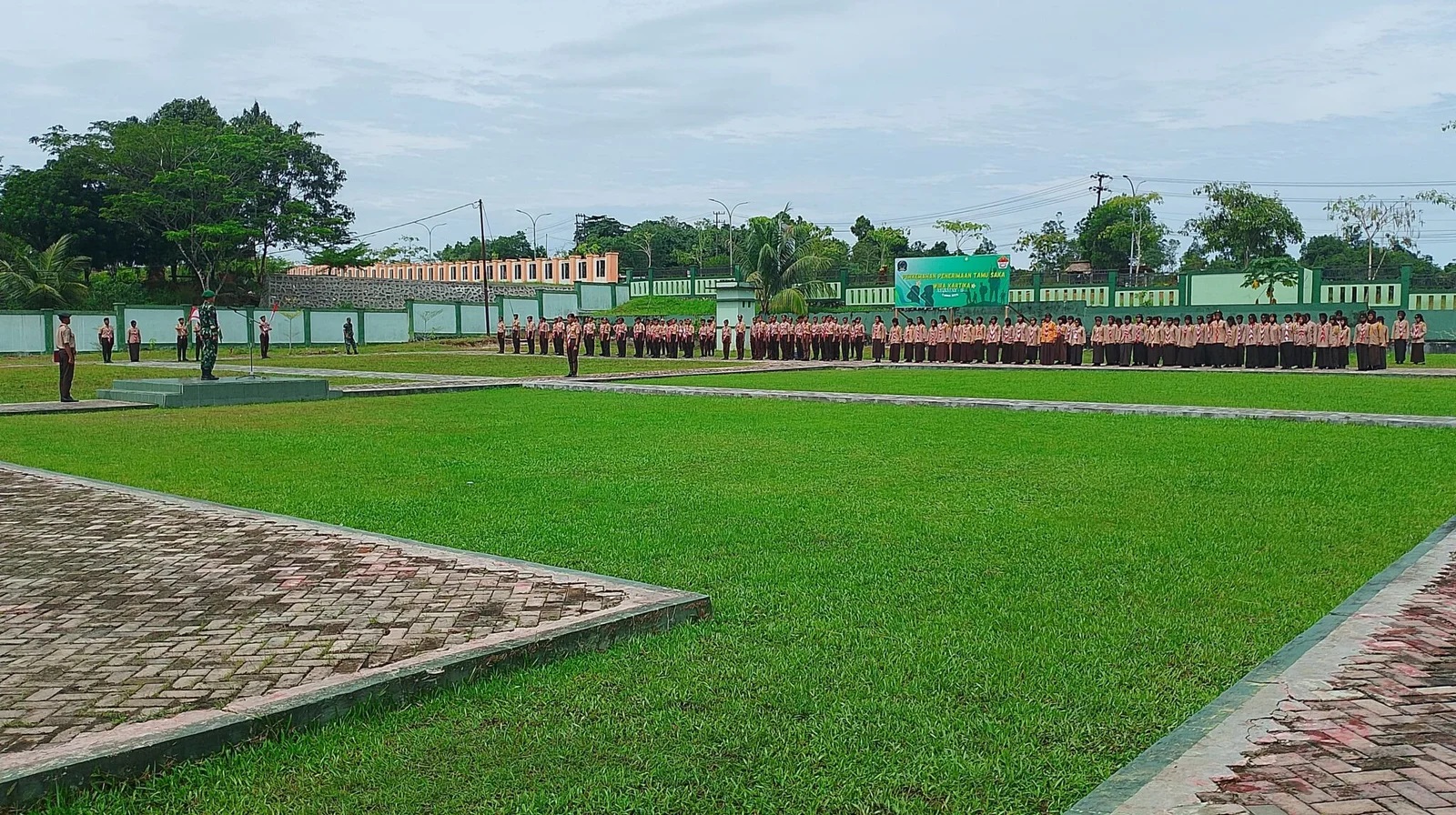 Pasilog Dim 0913/PPU Tutup Orientasi dan Pengukuhan Pramuka Saka Wira Kartika Kodim 0913/PPU Angkatan XV Tahun 2024