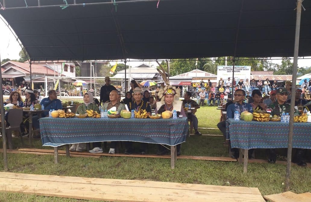 Kemeriahan Warga Pimping Setiap Awal Tahun, Pesta Budaya Meja Panjang Tahun Baru 2025