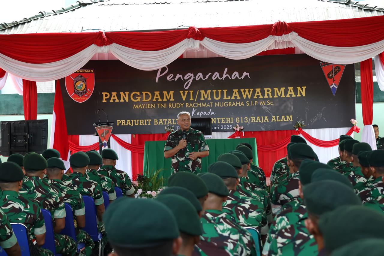 Pangdam VI/Mulawarman Tinjau Kesiapsiagaan Prajurit di Perbatasan RI-Malaysia