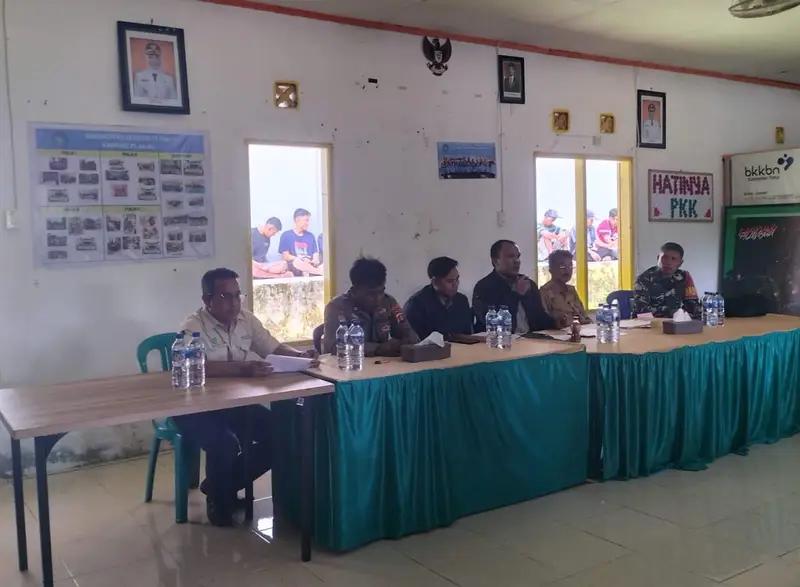 Babinsa Koramil 05/Sambaliung, Menghadiri Rapat Mediasi dan Verifikasi Terkait Sertifikat Tanah Warga