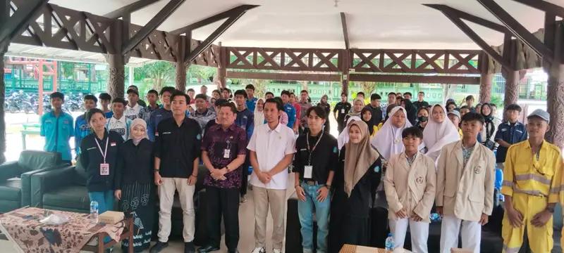 Melalui Diskusi Publik, Komandan Unit Intel Kodim 0908/Bontang Berikan Pembekalan Wasbang kepada Pelajar dan Mahasiswa Kota Bontang