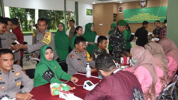 Peringati HUT ke-79, Persit KCK Cabang XXV Kodim 1002/HST Kumpulkan 100 Kantong Darah