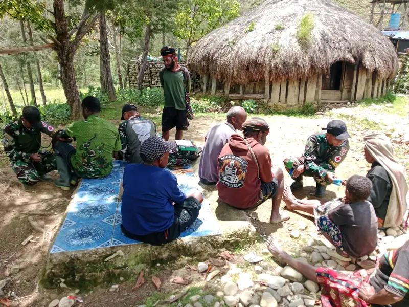 Bakti Sosial Satgas Yonif 614/RJP: Pengobatan Gratis untuk Masyarakat