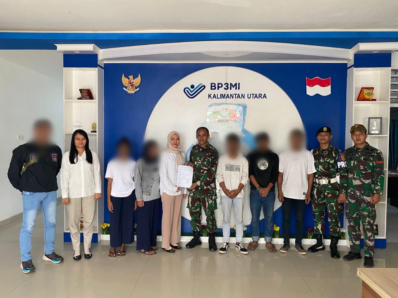 Satgas Pamtas RI-MLY Yonarmed 11 Kostrad Gagalkan Pengiriman 5 CPMI-NP di Perbatasan RI-Malaysia