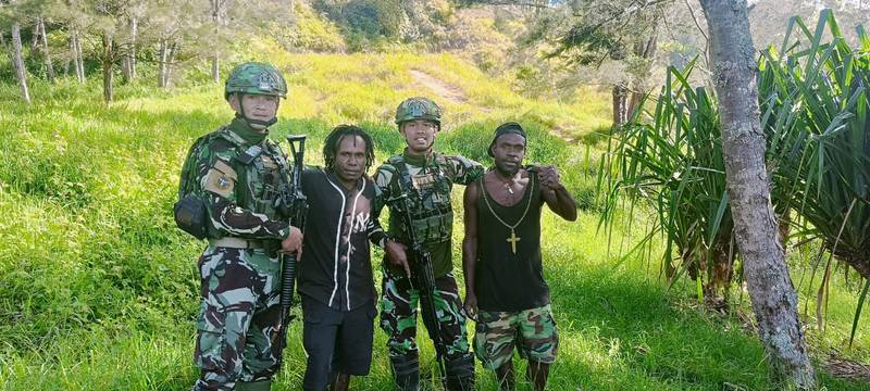 Pos Tiom Satgas Yonif 614/RJP Gelar Silaturahmi dengan Tokoh Masyarakat di Distrik Yugungwi