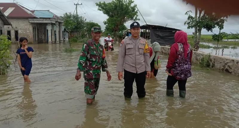 Pendampingan Tim Kesehatan Diberikan Babinsa Koramil 1010-04/Binuang di Kelurahan Raya Belanti