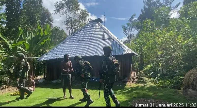 Satgas Yonif 614/RJP Berkomitmen Meningkatkan Kemanunggalan TNI-Rakyat di Desa Aulani