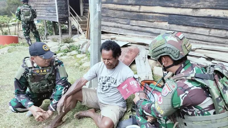 Pelayanan Kesehatan Gratis, Wujud Kepedulian Satgas Yonif 614/Raja Pandhita terhadap Masyarakat