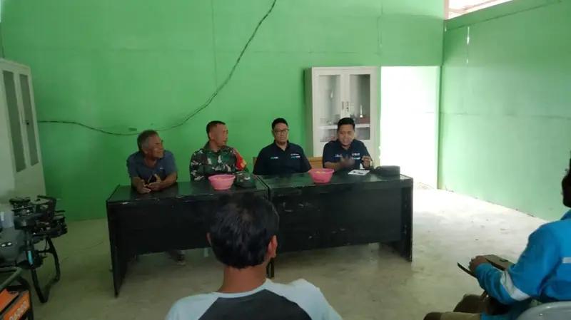 Dukung Program Ketahanan Pangan, Babinsa Koramil 04/Tanjung Redeb Dampingi Bulog Kab. Berau Berikan Sosialisasi