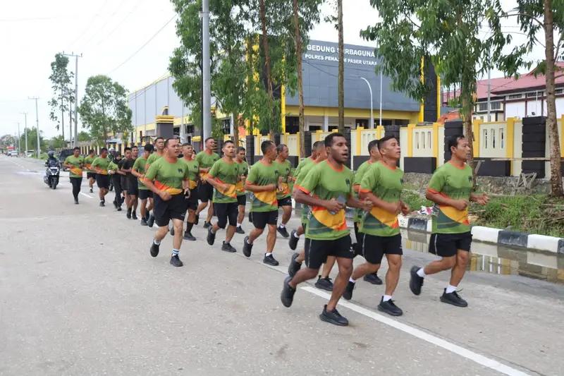 Selalu Jaga Kebugaran, Anggota Kodim 0913/PPU Rutin Lakukan Lari Pagi