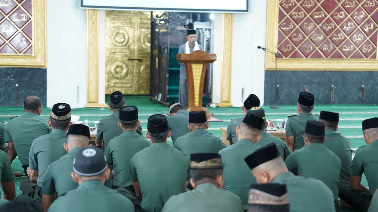 Membangun Mentalitas Prajurit, Kodam VI/Mulawarman Peringati Isra' Mi'raj 1446H/2025M