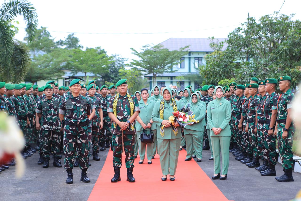 Pangdam VI/Mulawarman Resmikan Rusun dan Beri Pengarahan kepada Prajurit Yonzipur 17/AD