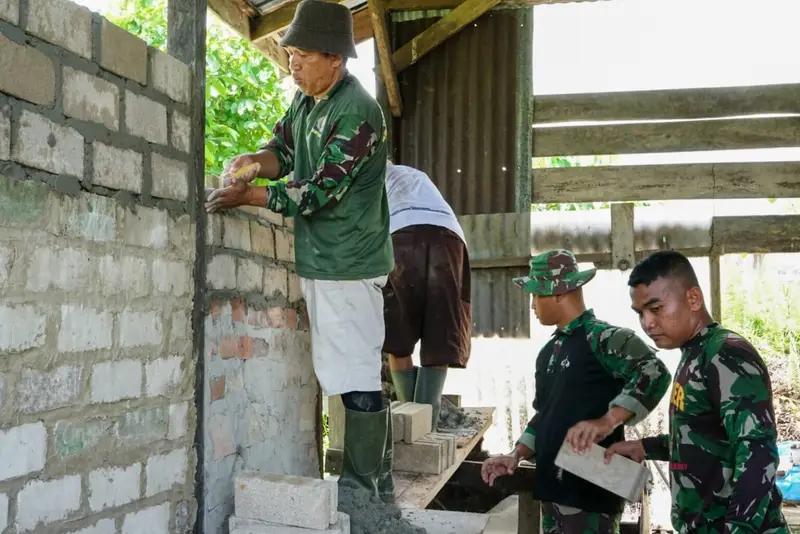 Beri Harapan Baru, Satgas TMMD Ke 123 Kodim 0907/Trk Garap RTLH Rumah Warga