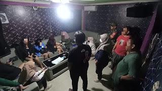 Babinsa Koramil 1022-06/Sungai Loban Pendampingan VCT Mobile Pencegahan HIV/AIDS