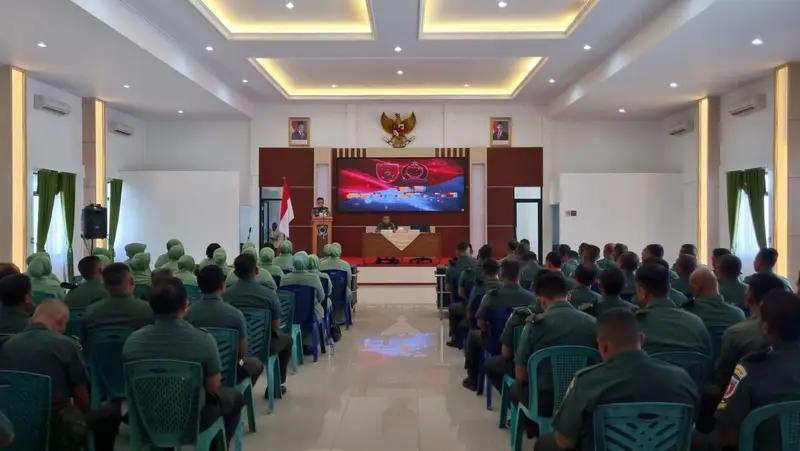 Kabintal Kodam VI/Mulawarman Binroh Kepada Prajurit, PNS dan Ibu Persit KCK Kodim 0902/Berau