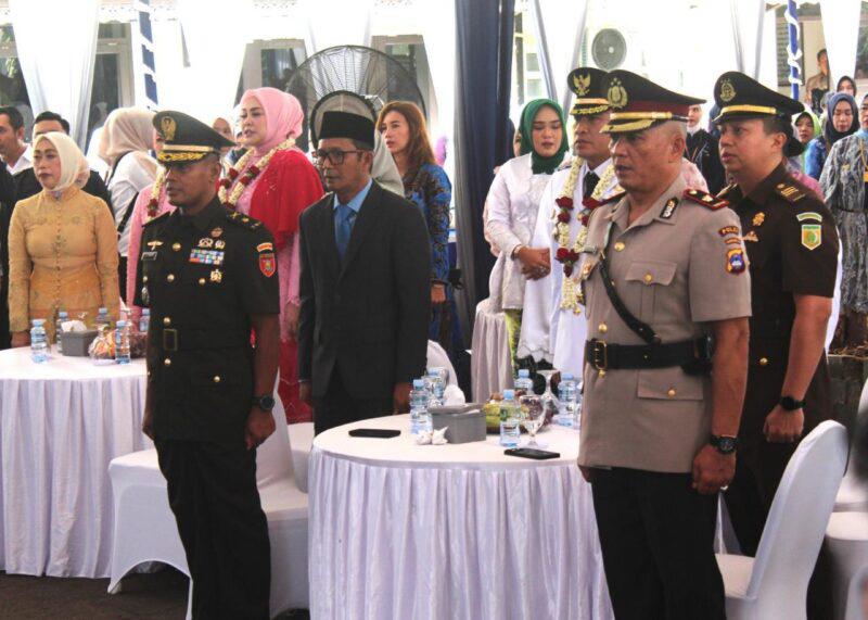 Personel Kodim 1009/Tanah Laut Hadiri Acara Penyambutan Bupati dan Wakil Bupati Kabupaten Tanah Laut