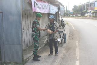 Melalui Program Jumat Berbagi Kodim 1022/Tanah Bumbu Berbagi Sekaligus Silahturahmi
