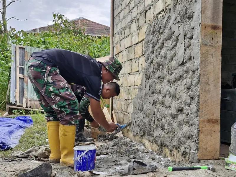 Rehab Rumah Warga, Satgas TMMD 123 Kodim 0907/Trk Selalu Mengedepankan Kualitas