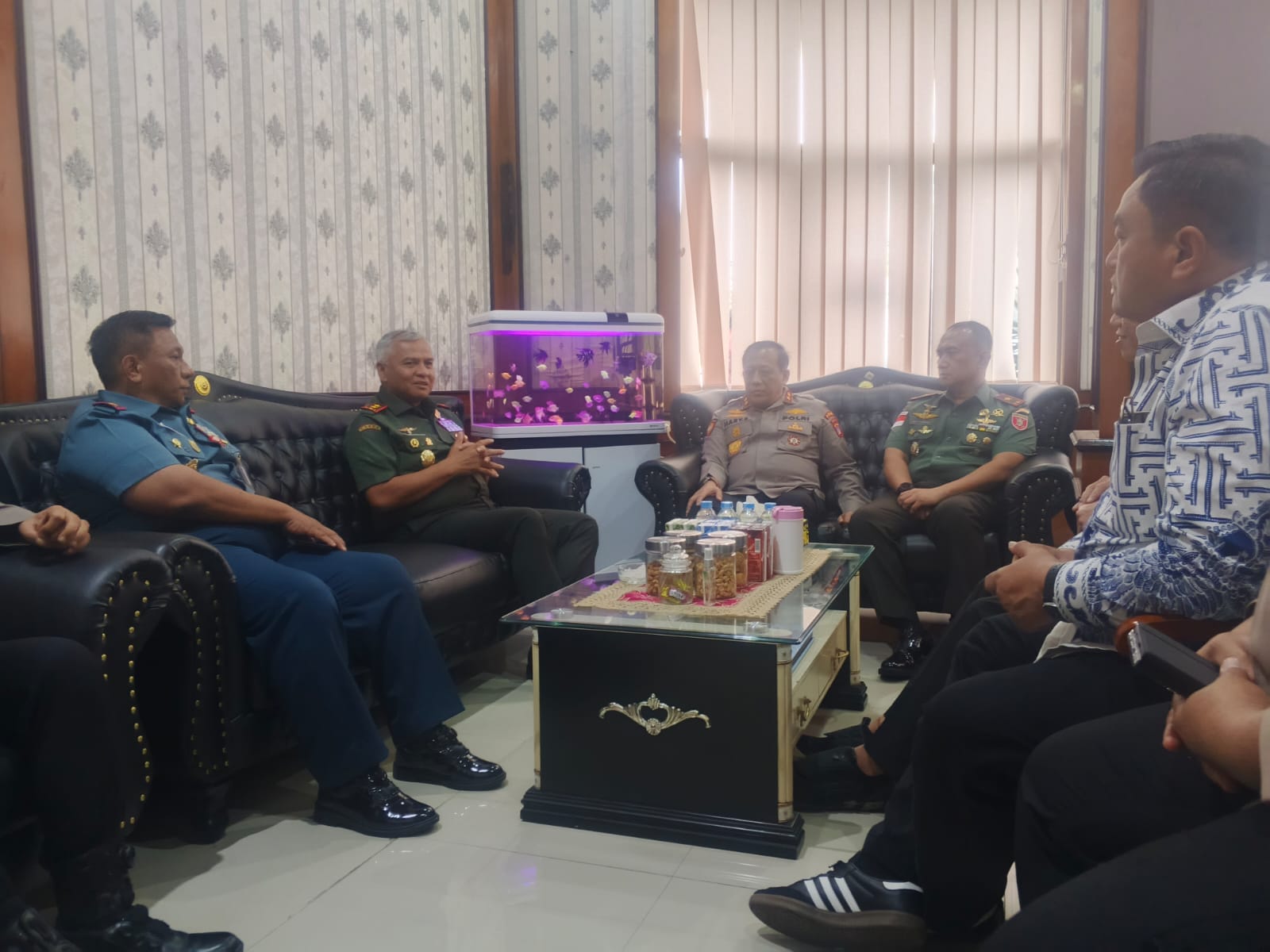 Kodam VI/Mulawarman dan Polda Kaltara Sepakati Penyelesaian Insiden Tarakan Secara Profesional dan Damai