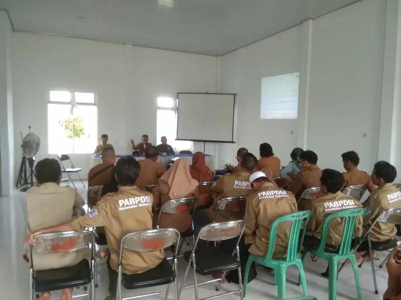 Babinsa Martapura Hadir dalam Sosialisasi dan Pengendalian Hama Tikus di Desa Pematang Baru