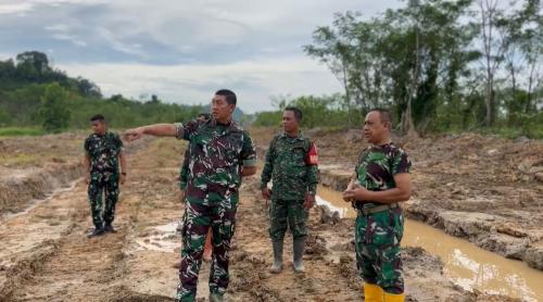 Tinjau Progres Jalan Kegiatan Pra TMMD ke 124 Dandim 0901/Samarinda Berpesan "Tetap Utamakan Faktor Keamanan"