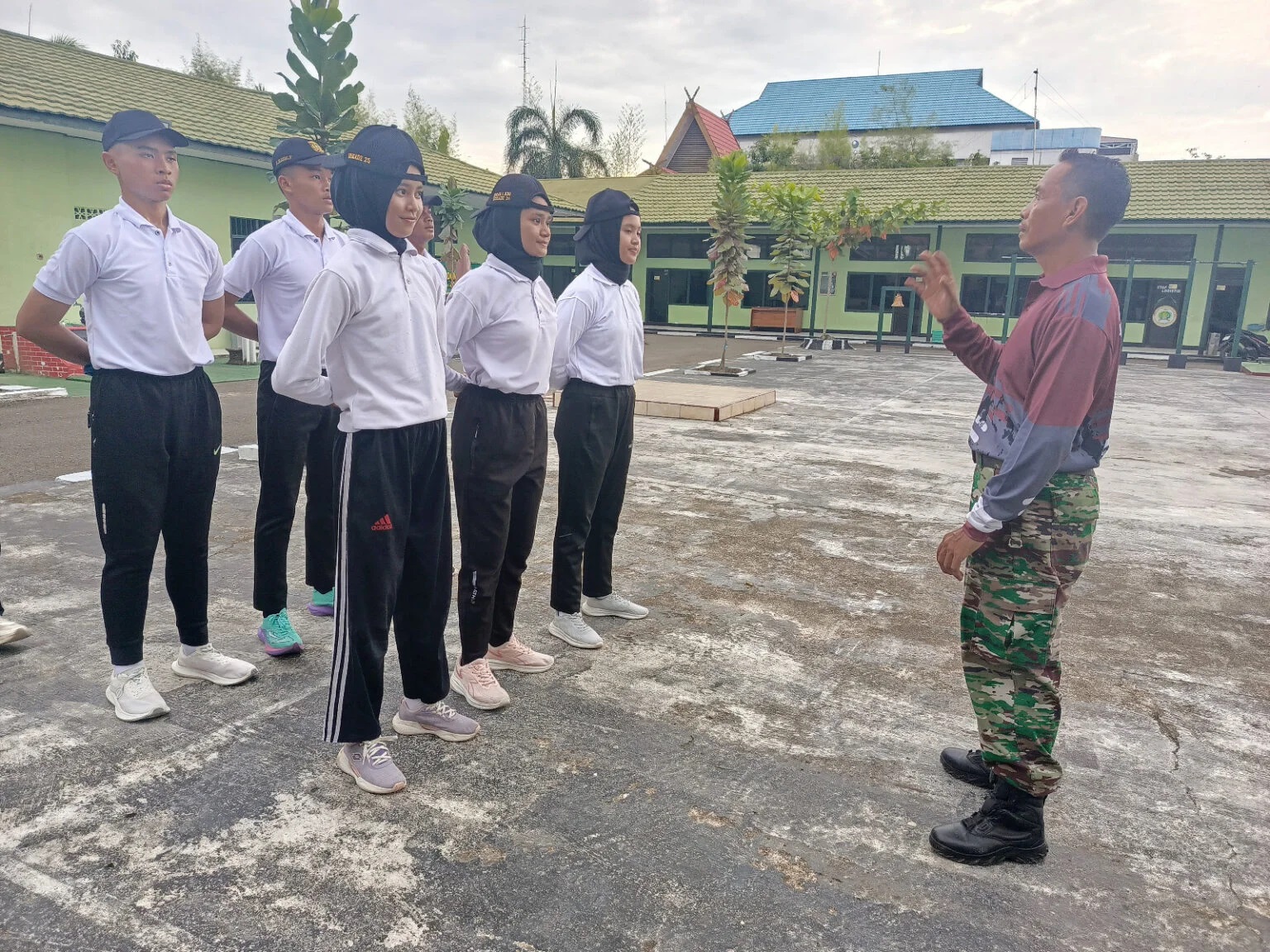 Kodim 1003/HSS Berikan Pelatihan dan Seleksi Calon Paskibraka Tingkat Provinsi