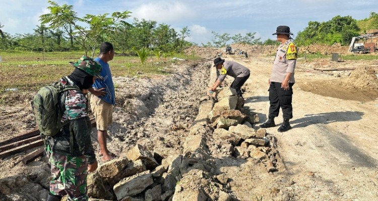 Satgas TMMD 124 tahun 2025 Kodim 0901/Samarinda Bangun Talud