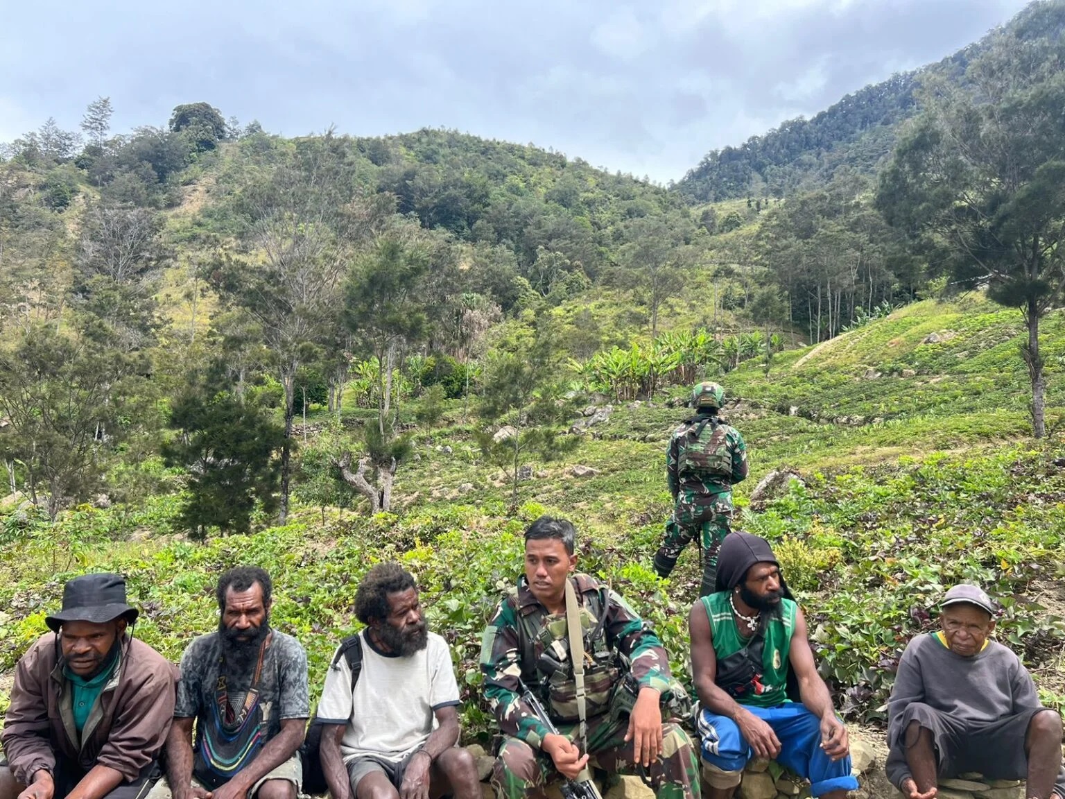 Anjangsana Satgas Yonif 614/RJP: Membangun Hubungan Harmonis dengan Masyarakat