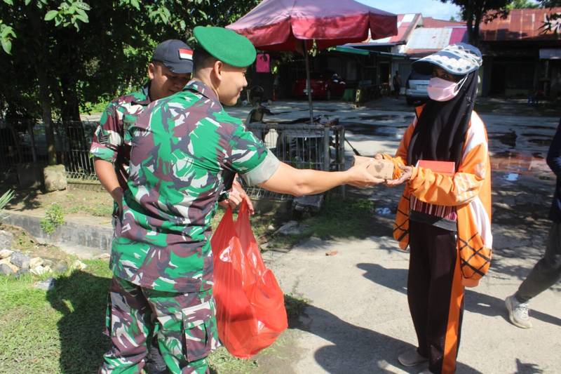 Kodim 0908/Bontang Berbagi Dalam Jum’at Berkah