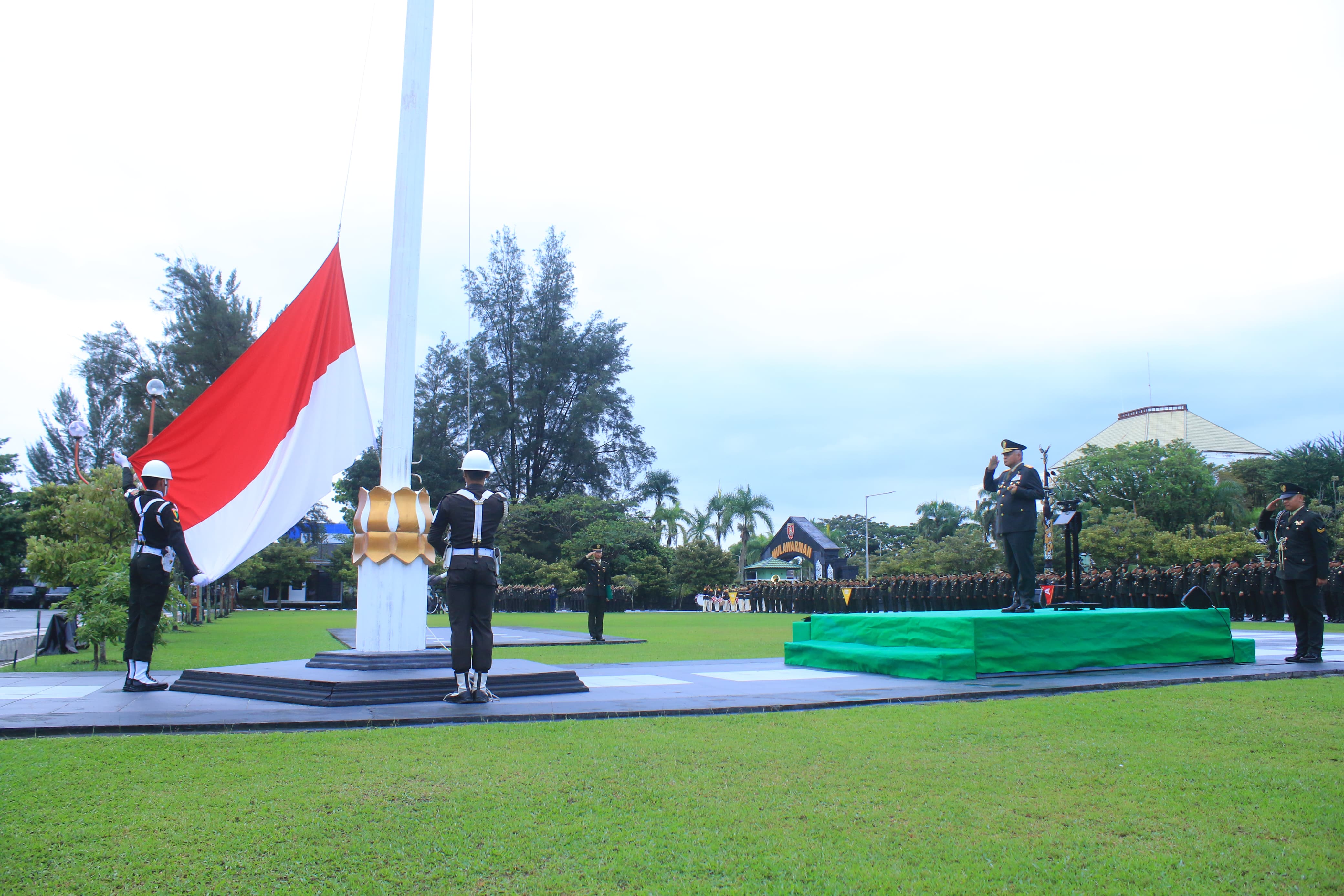 Kodam VI/Mulawarman Gelar Upacara Hari Lahir Pancasila 2025: Perkokoh Ideologi Pancasila Menuju Indonesia Raya