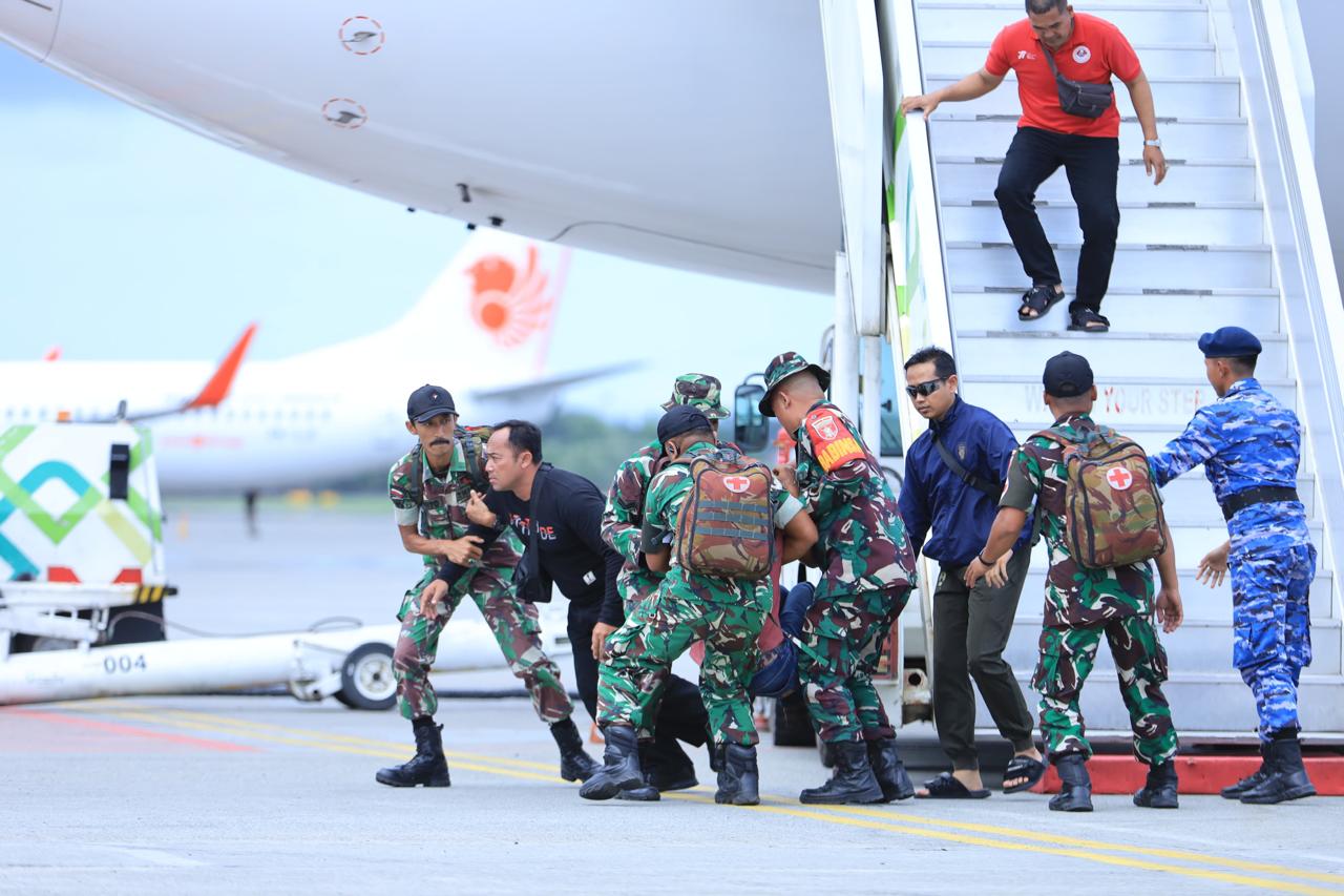 Kodam VI/Mulawarman Gelar Latihan Penanggulangan Ancaman Bom di Bandara Internasional SAMS Balikpapan