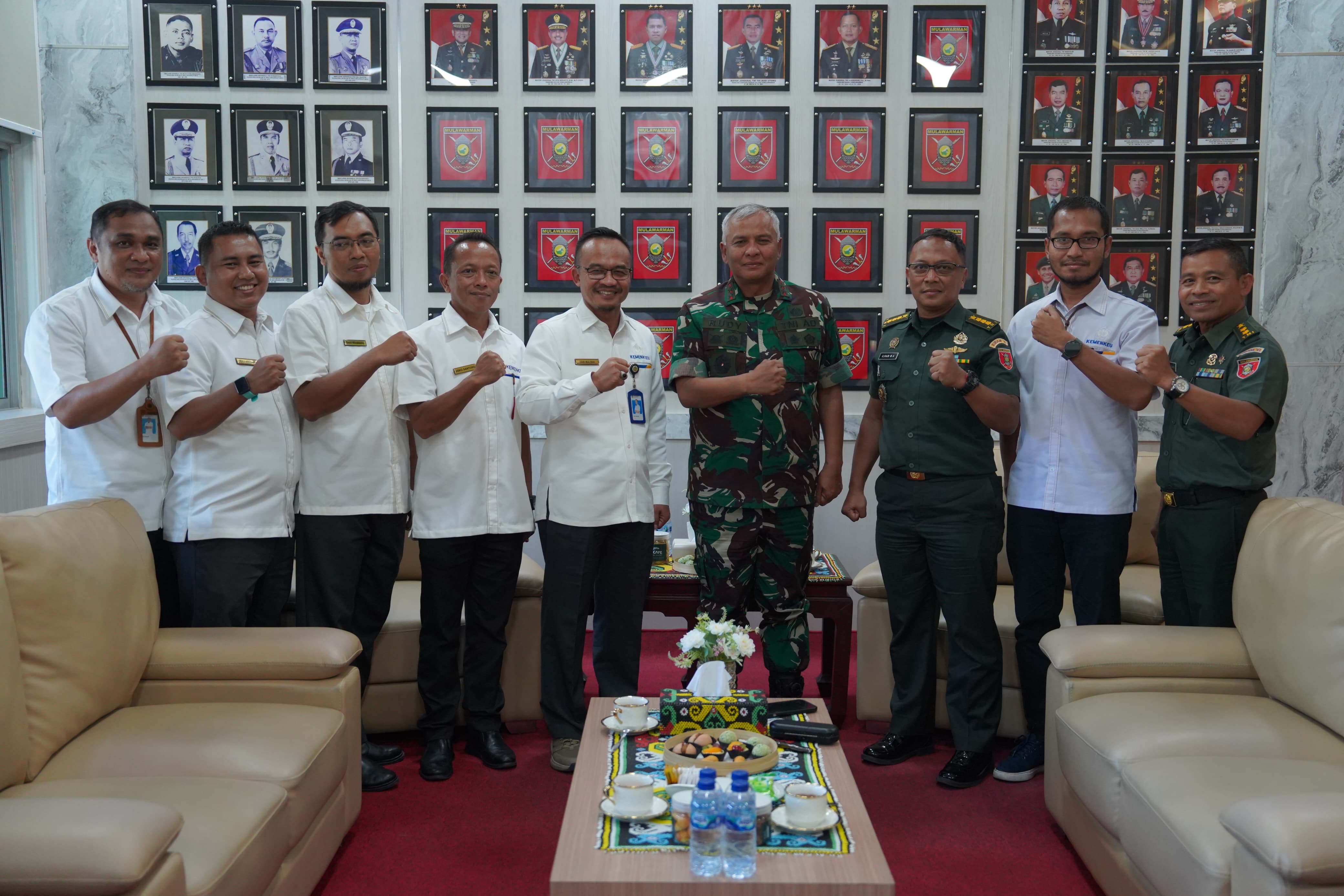 Kodam VI/Mulawarman Raih Penghargaan IKPA Terbaik Tahun 2024 dari KPPN Balikpapan