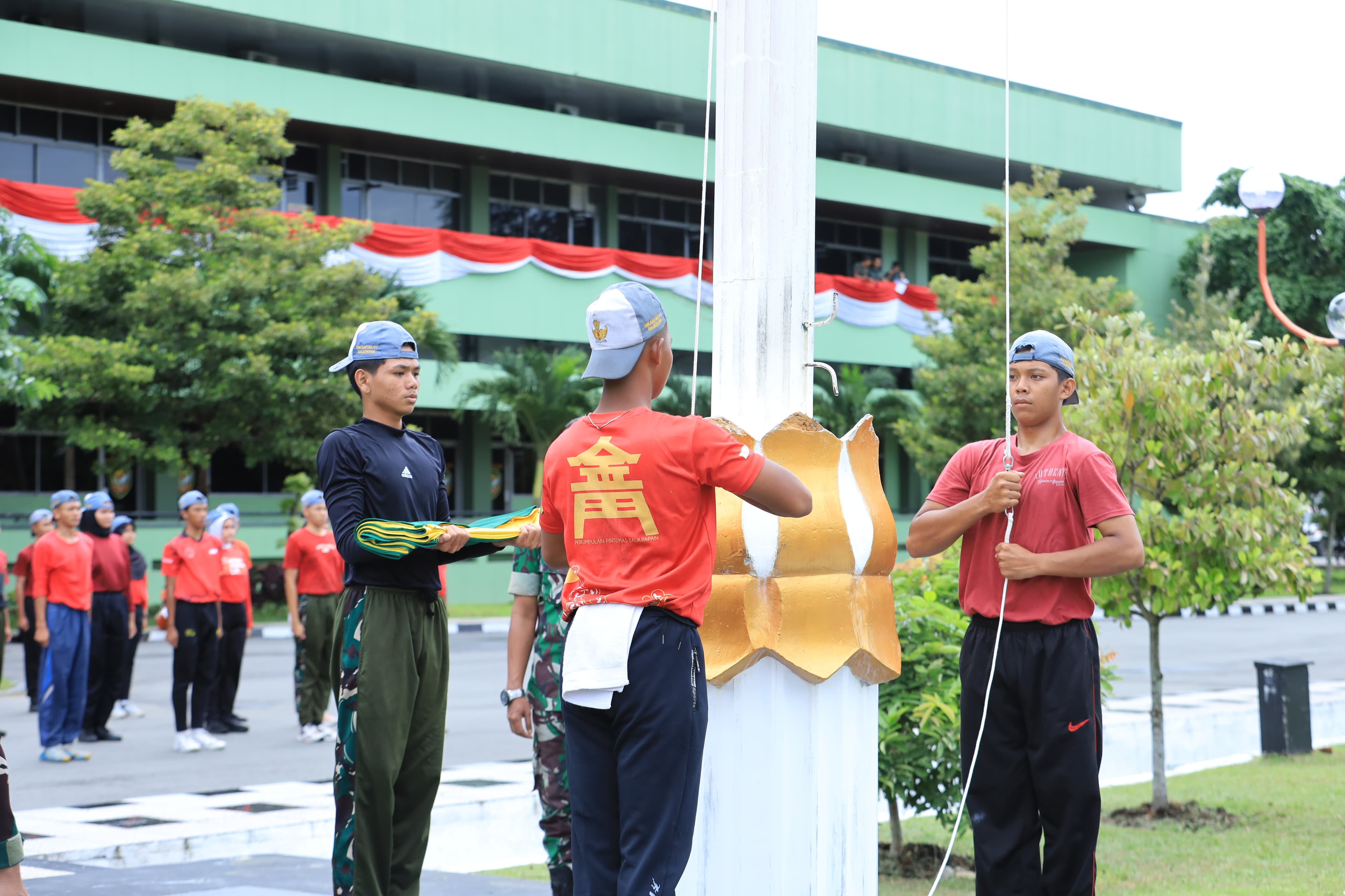 Semangat 45 Pelajar Kartika, Kibarkan Merah Putih di HUT ke-80 RI