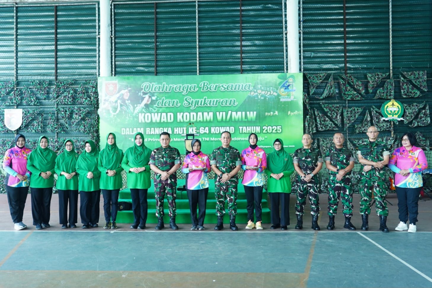Kodam VI/Mulawarman Gelar Olahraga Bersama dan Syukuran HUT ke-64 Kowad Tahun 2025