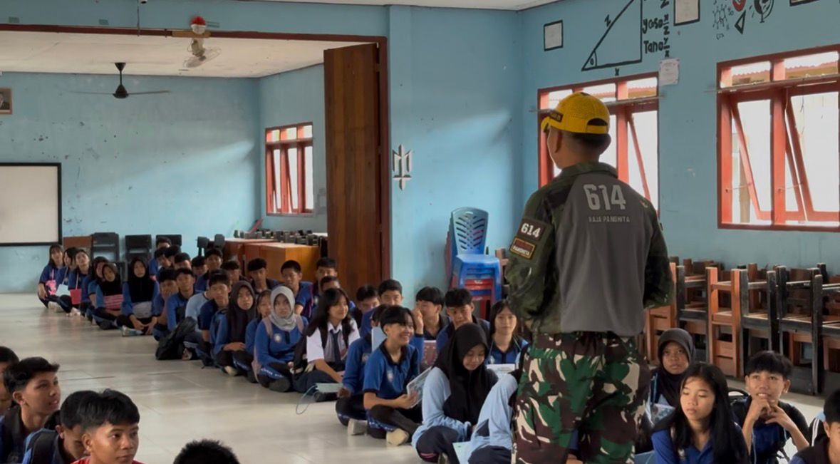 Bentuk Karakter Generasi Muda, Prajurit Yonif Khusus 614/RJP Bekali Siswa Baru SMAN 3 Malinau