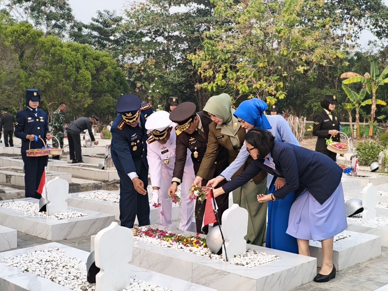 Ziarah Nasional HUT TNI ke-81 di Balikpapan, Kasdam VI/Mulawarman: Semangat Pahlawan Harus Diteruskan